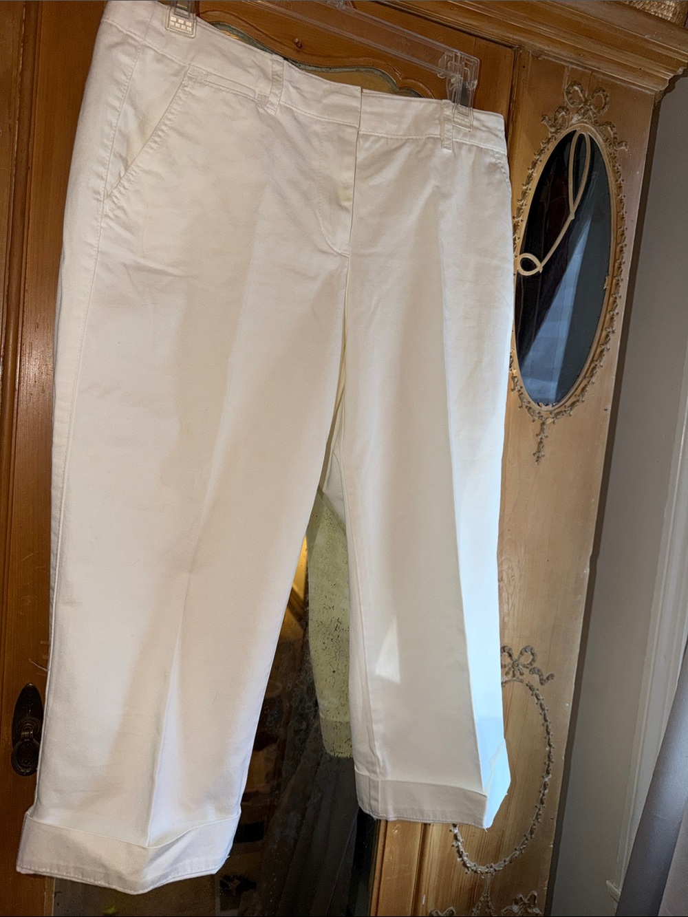 J. Crew White Cropped Capri Pants